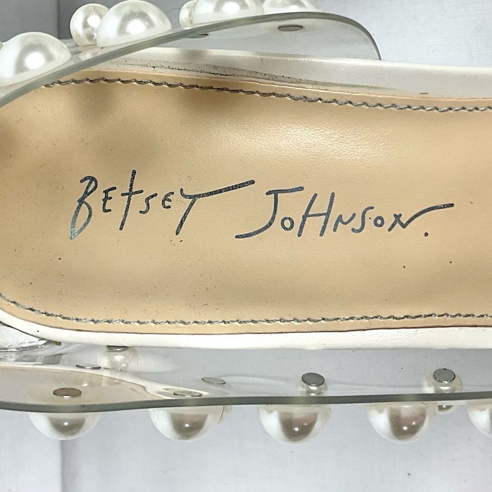 Betsey Johnson Halo Pump Clear Heels with Pearl Embellishments Sz 11 Party - Picture 3 of 13